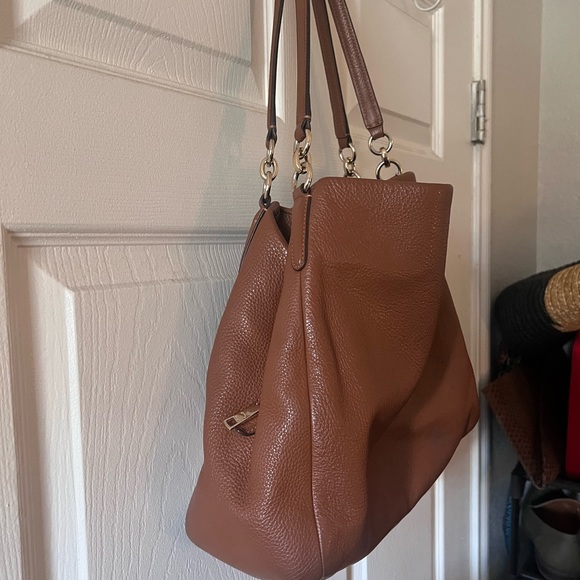 Coach Hobo - Picture 5 of 9